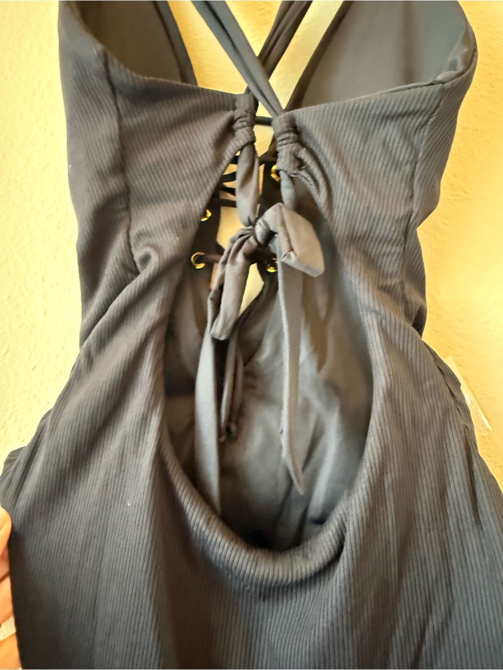 NWOT BECCA Modern Edge Ribbed Grommet One Piece Lace-Up Plunge Swimsuit Size Sm - Picture 8 of 12